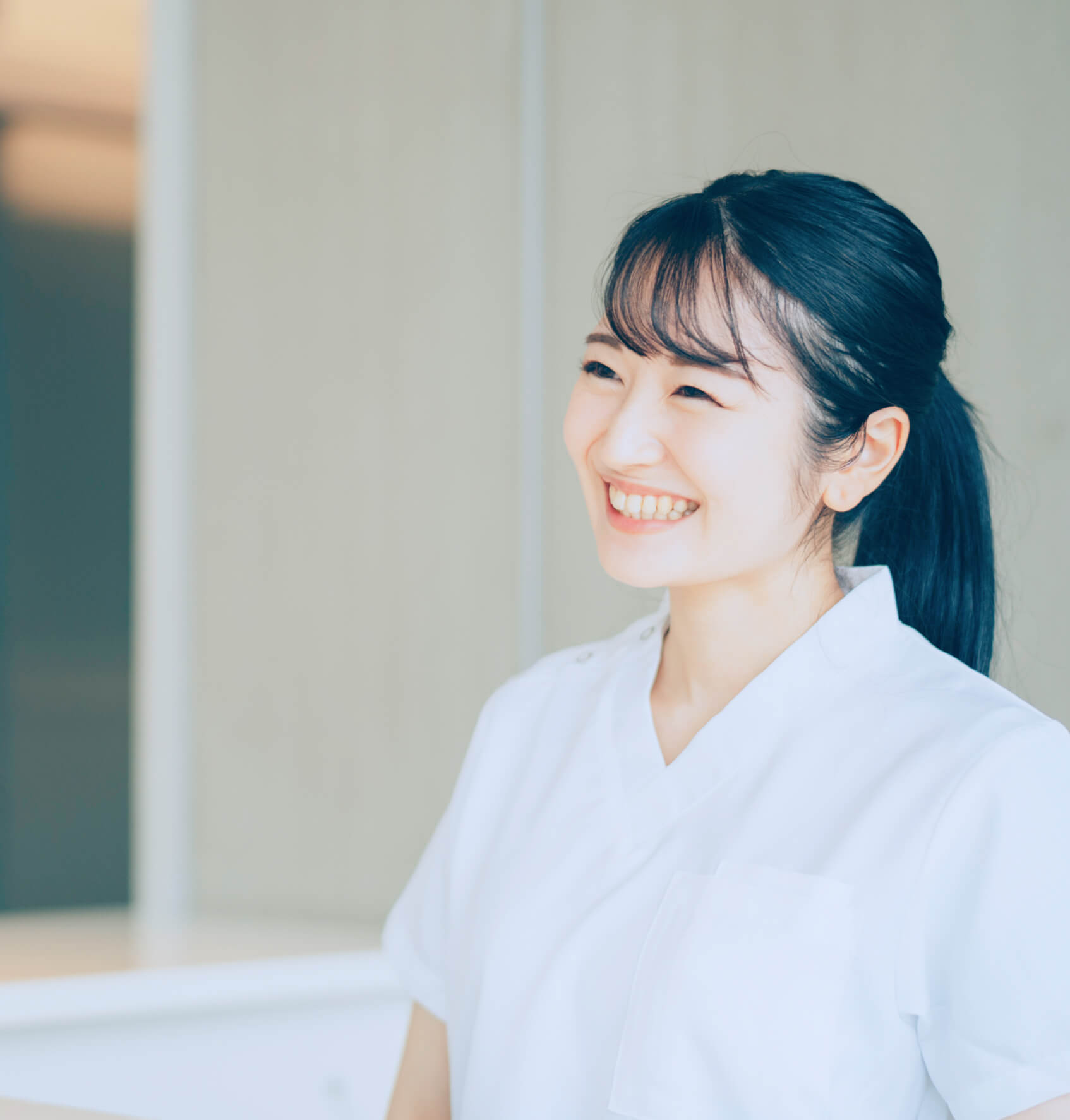 女性の写真
